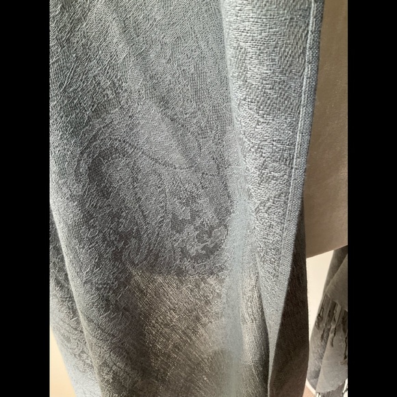 Light Blue Pashmina Wrap - Picture 2 of 4